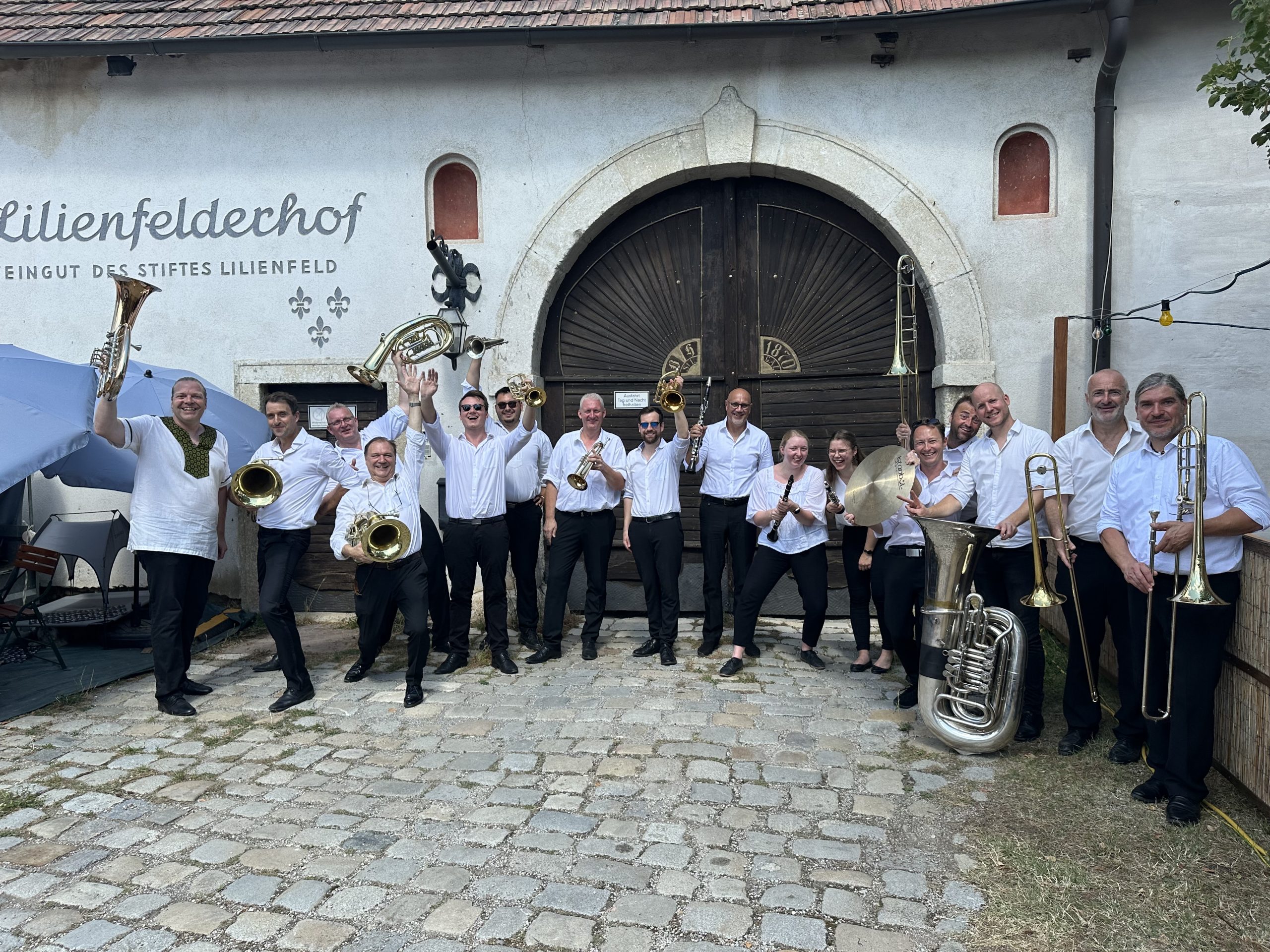 Mehr über den Artikel erfahren Markus Geiselhart & seine Wiener Musikanten (Blasmusik)